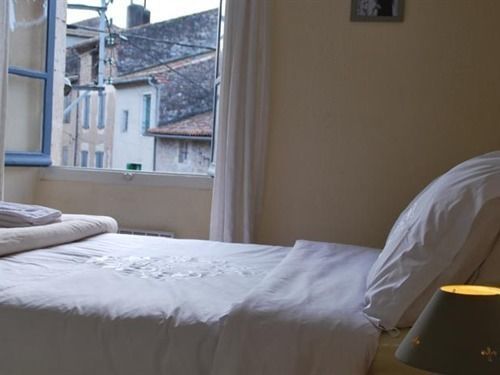 La Maison Au Puits 2*